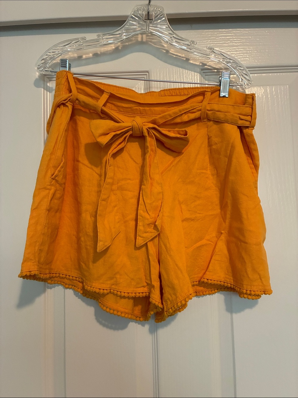 sofia by sofia vergara Orange High-Waist Tie Front Shorts